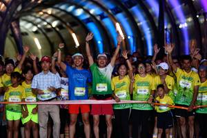 BIB: 10010, 50001, 00545, 6005, 50360, 50328, 50224, 50182, 50266, 50777
                            <button type="button" onclick="openModal(21897762)" class="btn btn-primary btn-sm float-right btn-popup" data-toggle="modal" data-target=".modal-high-quality">
                        <i class="fas fa-shopping-cart"></i> Add to Cart
                    </button>
                                            <button type="button" onclick="isThisMe(21897762, true)" class="btn btn-success btn-sm float-right btn-popup btn-isme hidden" data-toggle="tooltip" data-placement="bottom" title="นี่คือรูปของคุณใช่ไหม คลิกที่นี่เพื่อเอาเข้าอัลบั้ม">
                        <i class="fas fa-plus"></i> Add to album
                    </button>
                    <button type="button" onclick="isThisMe(21897762, false)" class="btn btn-warning btn-sm float-right btn-popup btn-isnotme hidden">
                        <i class="fas fa-ban"></i> Remove from album
                    </button>